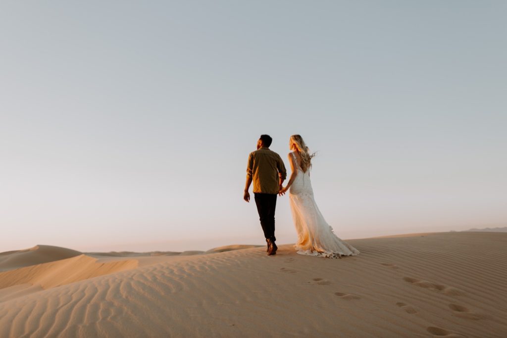 Eloping in the dunes